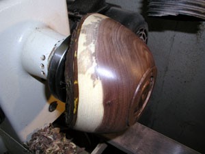 The Splintershop - Wood Art from the Lathe. Finishing cuts on the outside profile leave a polished surface in the wood.