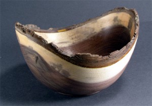 The Splintershop - Wood Art from the Lathe. A completed natural edge turned walnut bowl ready for a protective finish.